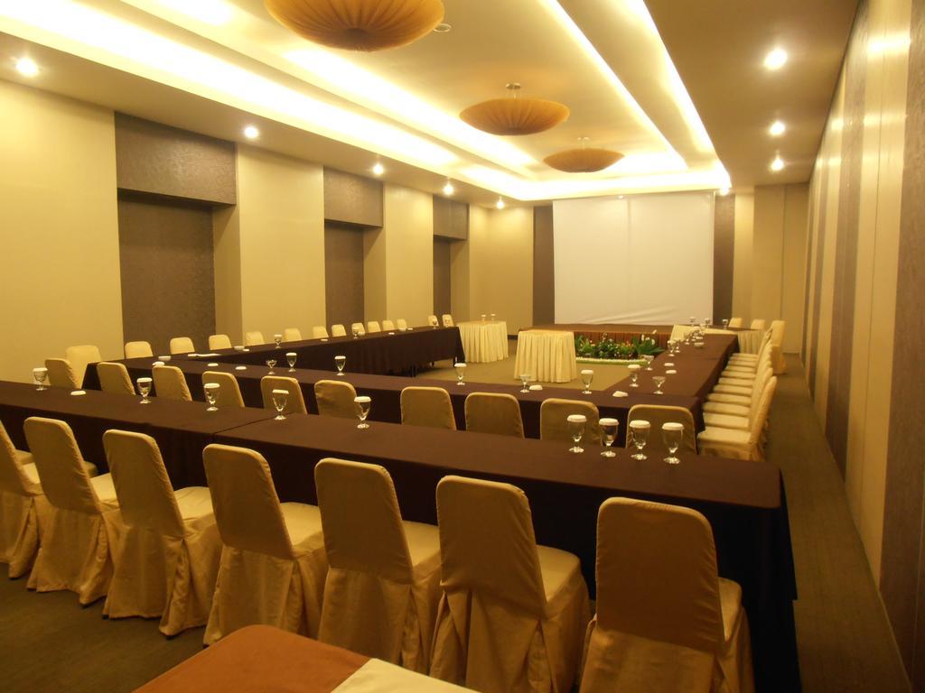Amaris Hotel Banjar Banjarmasin  Exterior foto